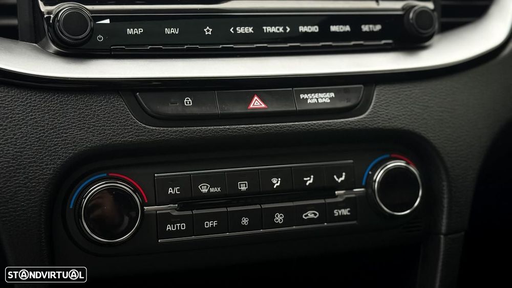 Kia ProCeed 1.6 T-GDI GT 7DCT - 22