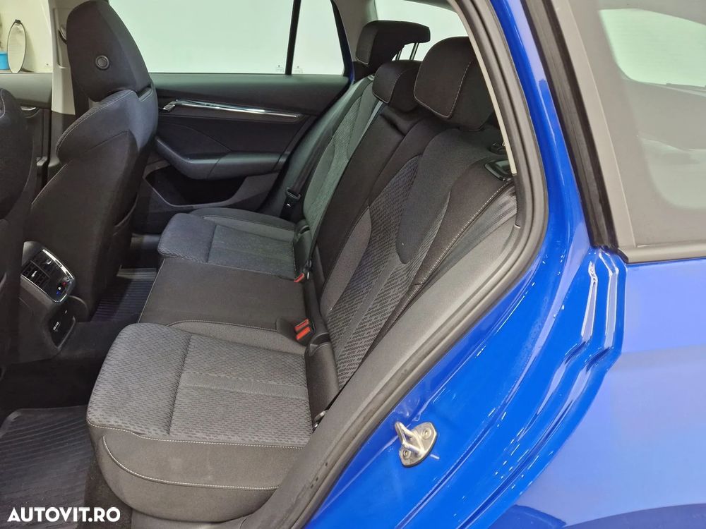 Skoda Octavia Combi 2.0 TSI DSG 4x4 Style - 7