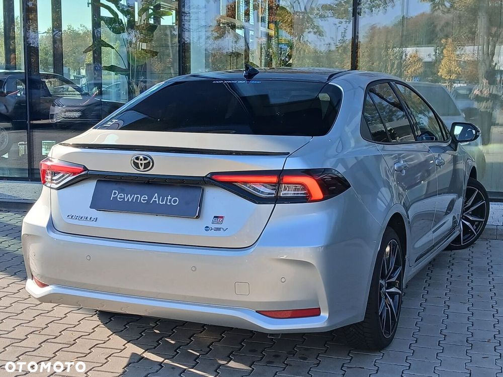 Toyota Corolla 1.8 Hybrid GR Sport - 12
