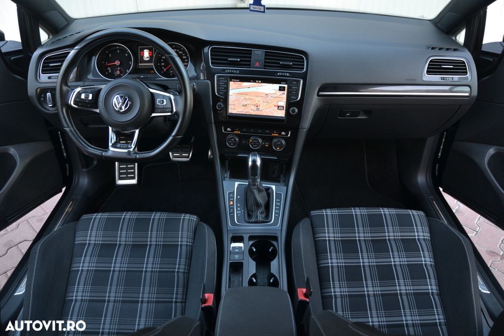 Volkswagen Golf Variant GTD 2.0 TDI SCR DSG - 12