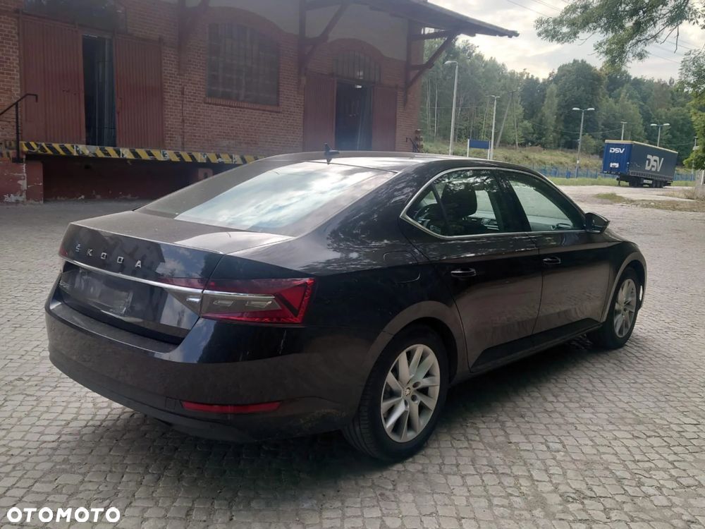 Skoda Superb 1.5 TSI Ambition - 5