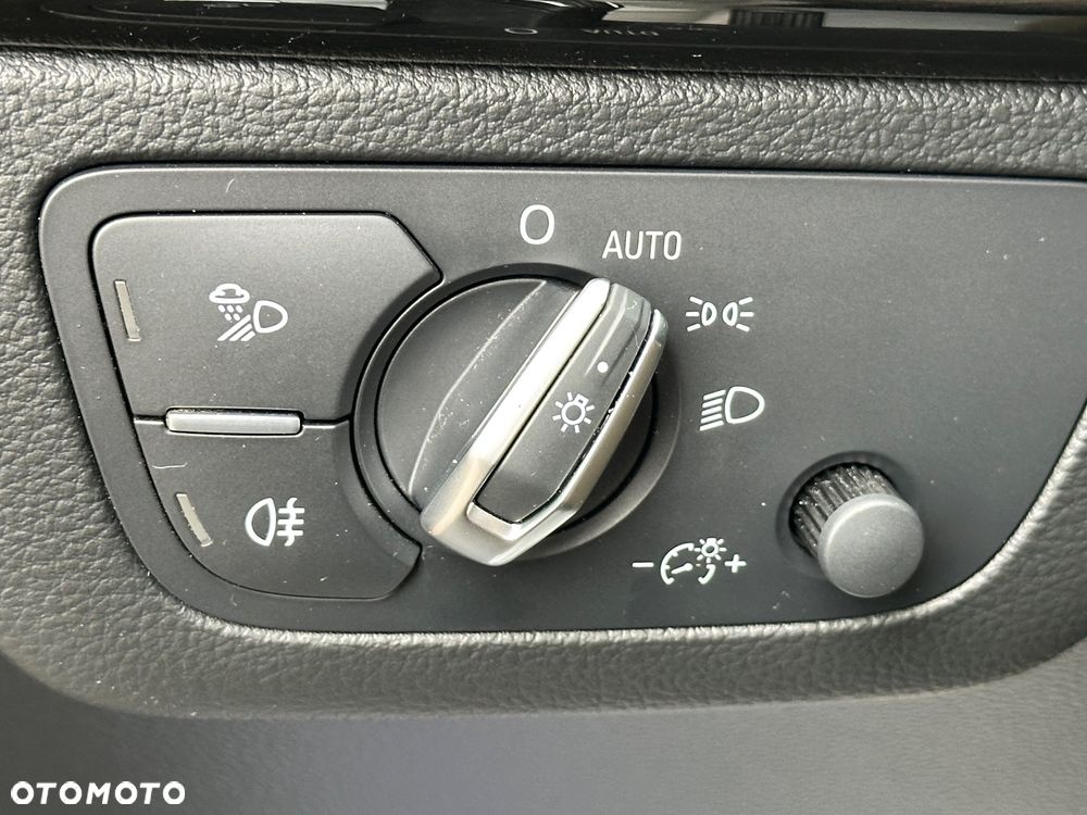 Audi Q5 50 TFSI e Quattro S Line S tronic - 26