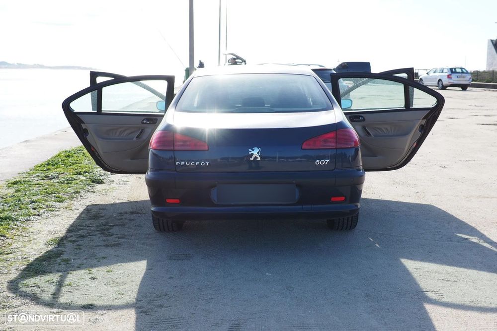 Peugeot 607 - 11