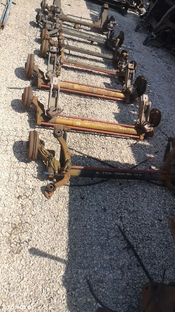 PEUGEOT 306 / 206 / 207 / 106 / PARTNER | CITROEN XSARA PICASSO / BERLINGO / PARTNER BELKA ZAWIESZENIA TYŁ (dostępne 10 sztuk belek zawieszenia) - 1