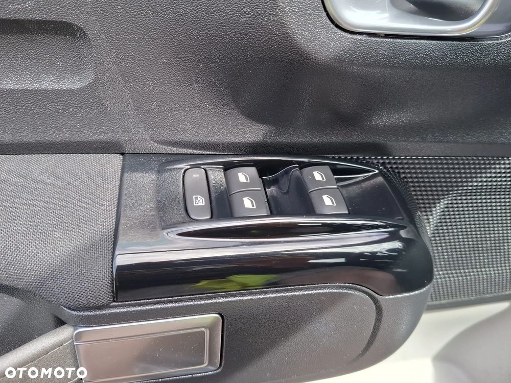 Citroën C3 Pure Tech (VTi) 82 Exclusive - 35
