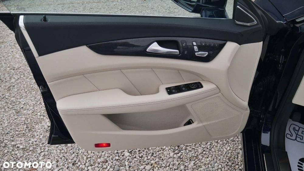Mercedes-Benz CLS - 17