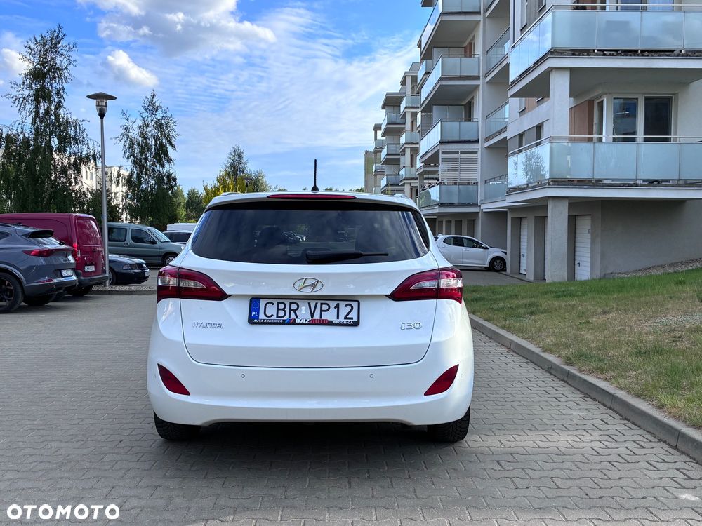 Hyundai i30 1.6 CRDi BlueDrive Go - 18