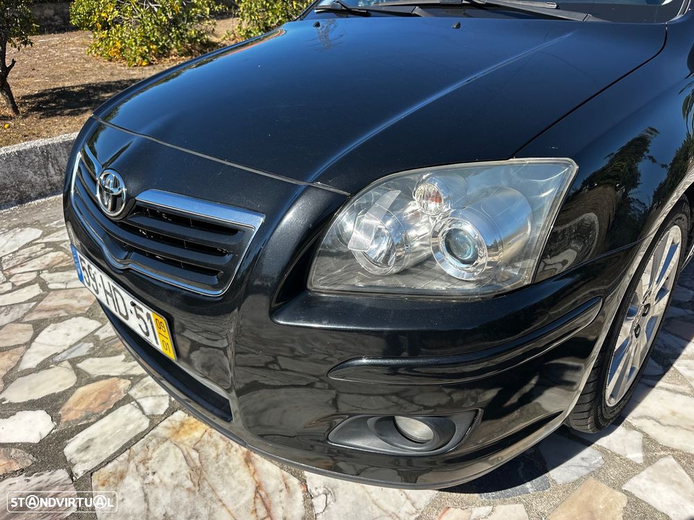 Toyota Avensis SW 2.0 D-4D Sp+EP+GPS - 12