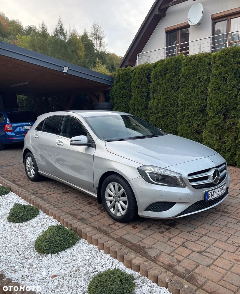 Mercedes-Benz Klasa A 180 (BlueEFFICIENCY) - 9