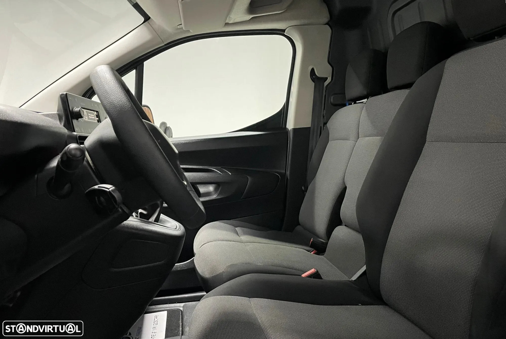 Peugeot Partner 1.6 BlueHDI L1 Pro 3L - 31