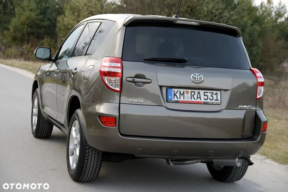 Toyota RAV4 - 5