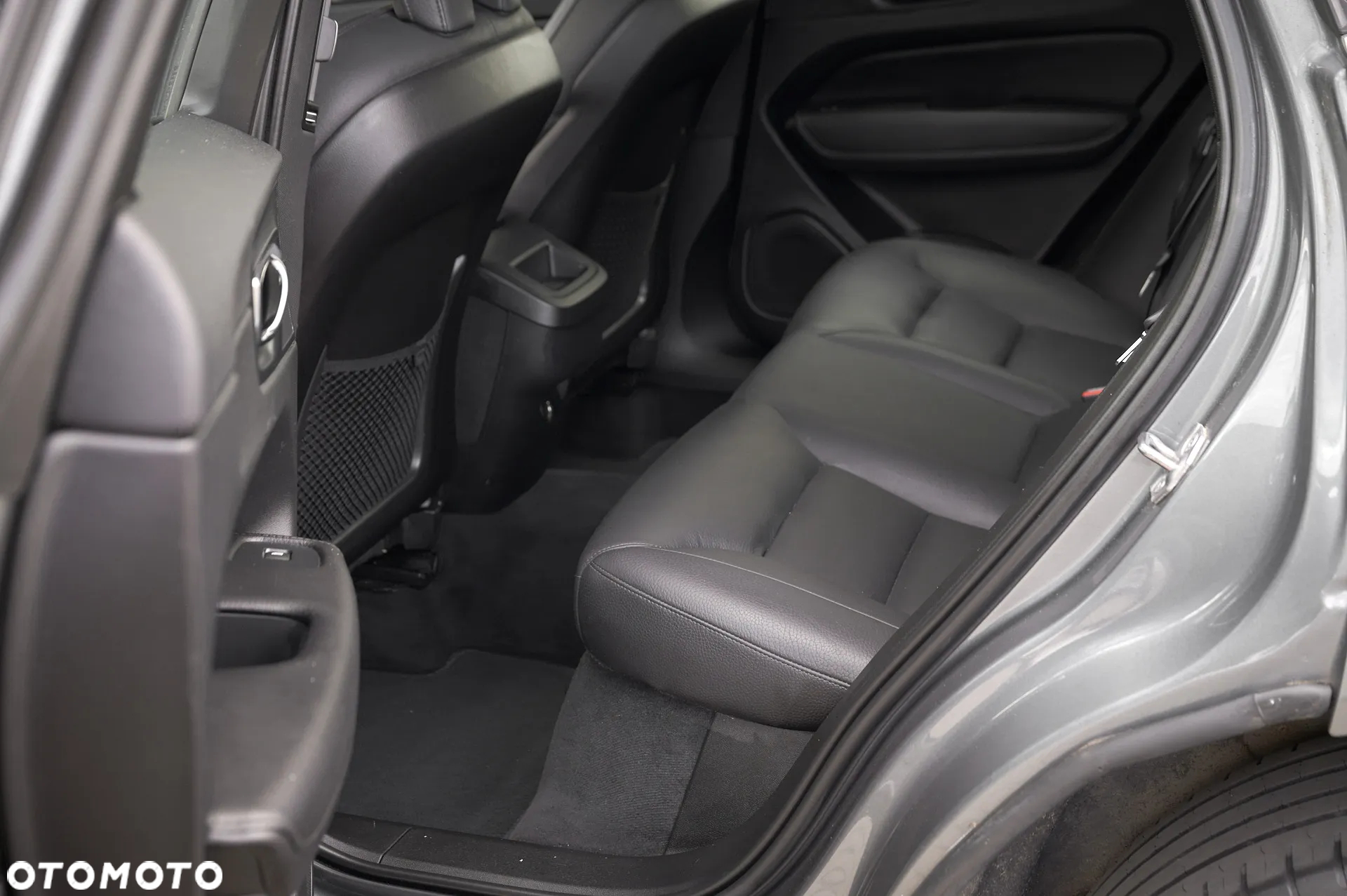 Volvo XC 60 D3 Momentum Pro - 30