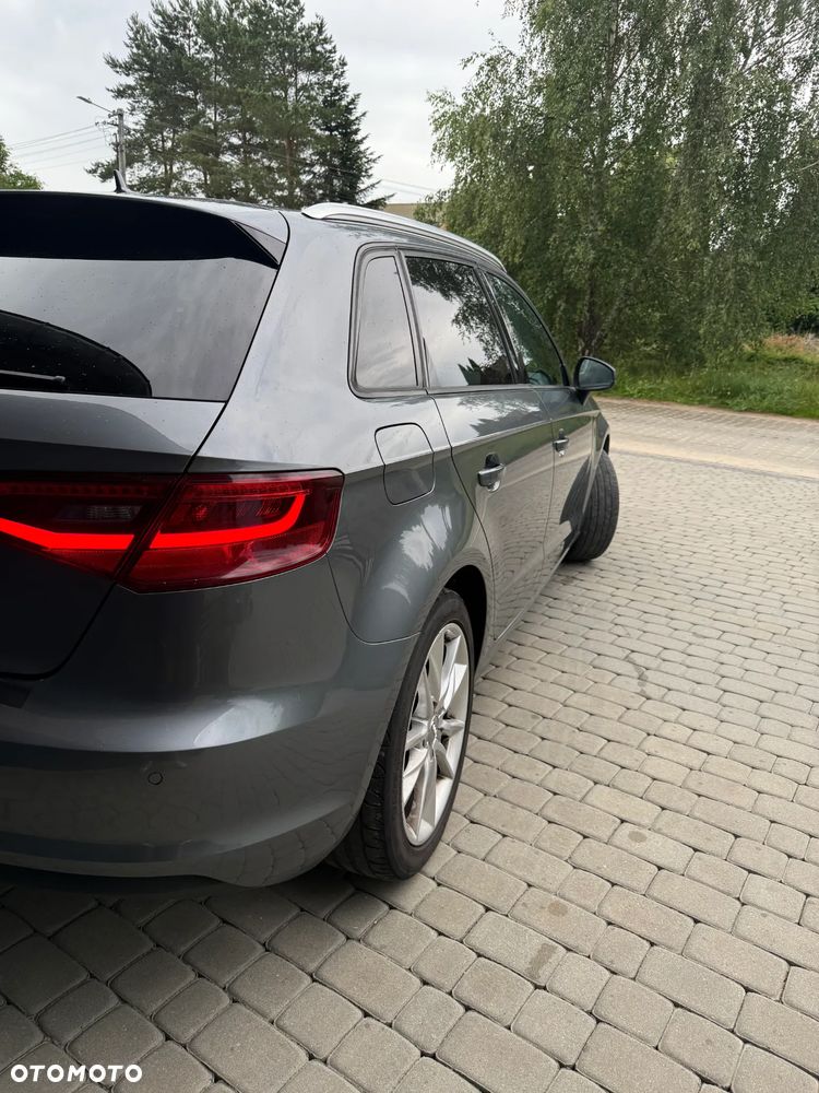 Audi A3 Sportback 2.0 TDI (clean diesel) Ambiente - 6