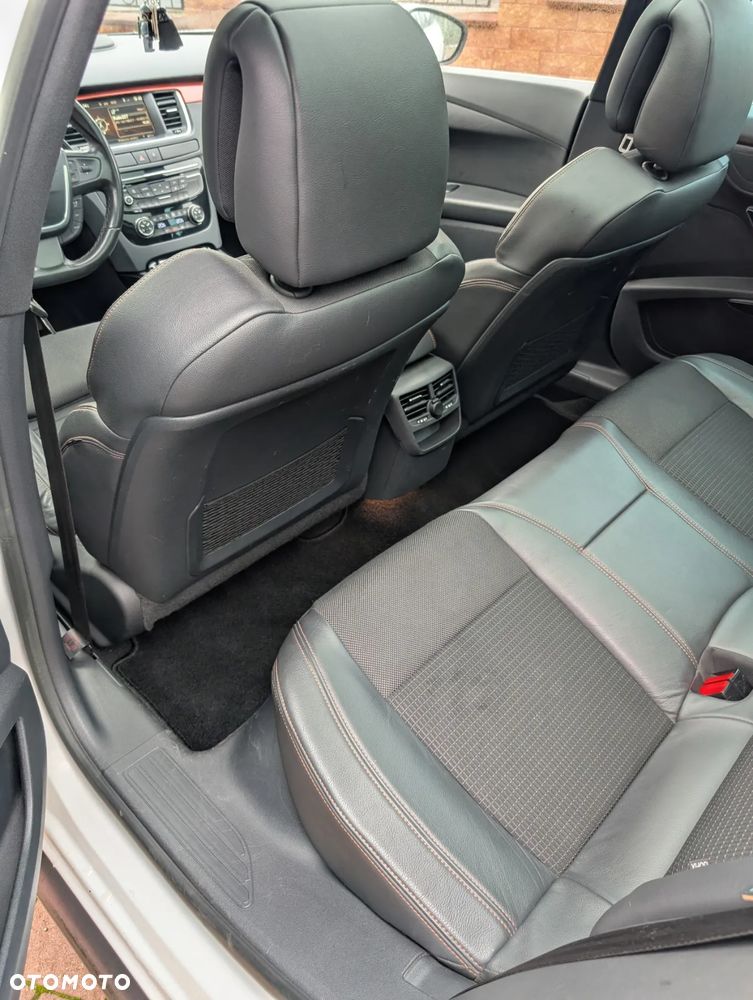 Peugeot 508 RXH 2.0 HDi HYbrid4 - 23