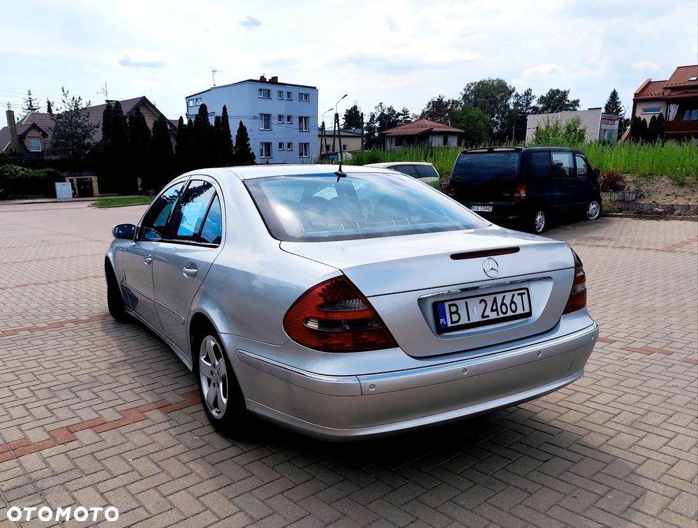 Mercedes-Benz Klasa E 220 CDI Avantgarde - 4