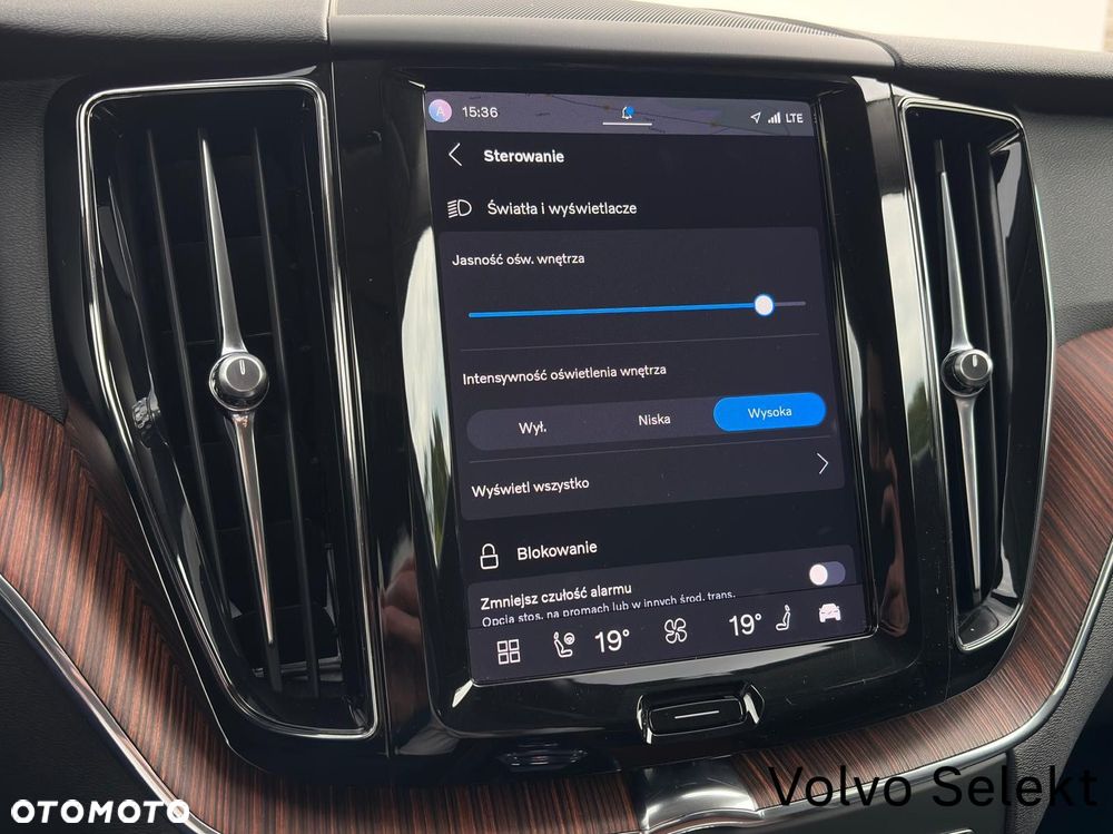 Volvo XC 60 - 33
