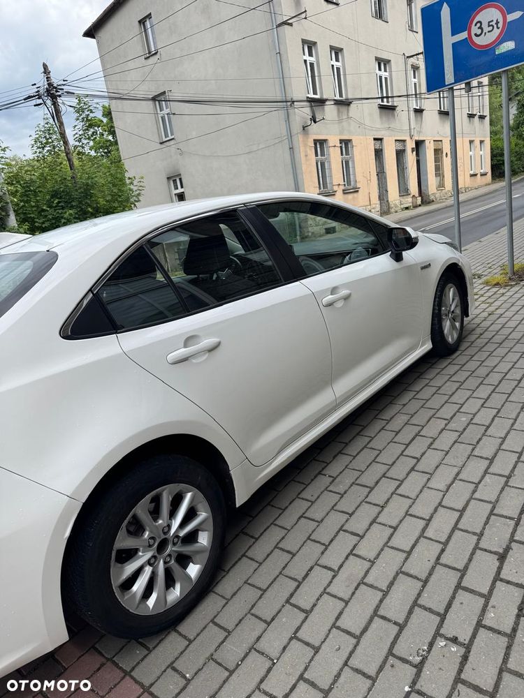 Toyota Corolla 1.8 Hybrid Comfort - 7