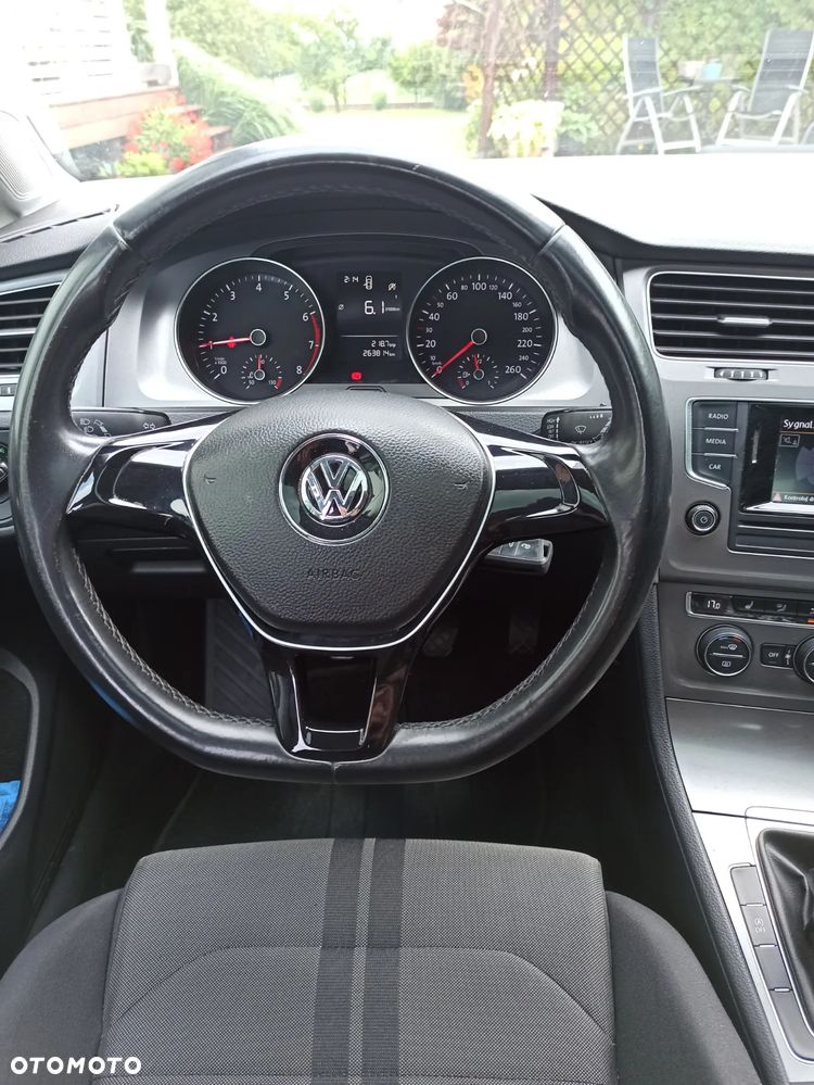 Volkswagen Golf 1.2 TSI BMT Trendline - 10