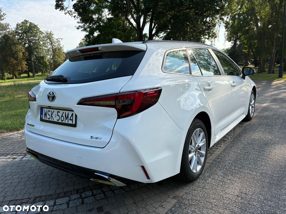 Toyota Corolla 1.8 Hybrid Comfort - 12