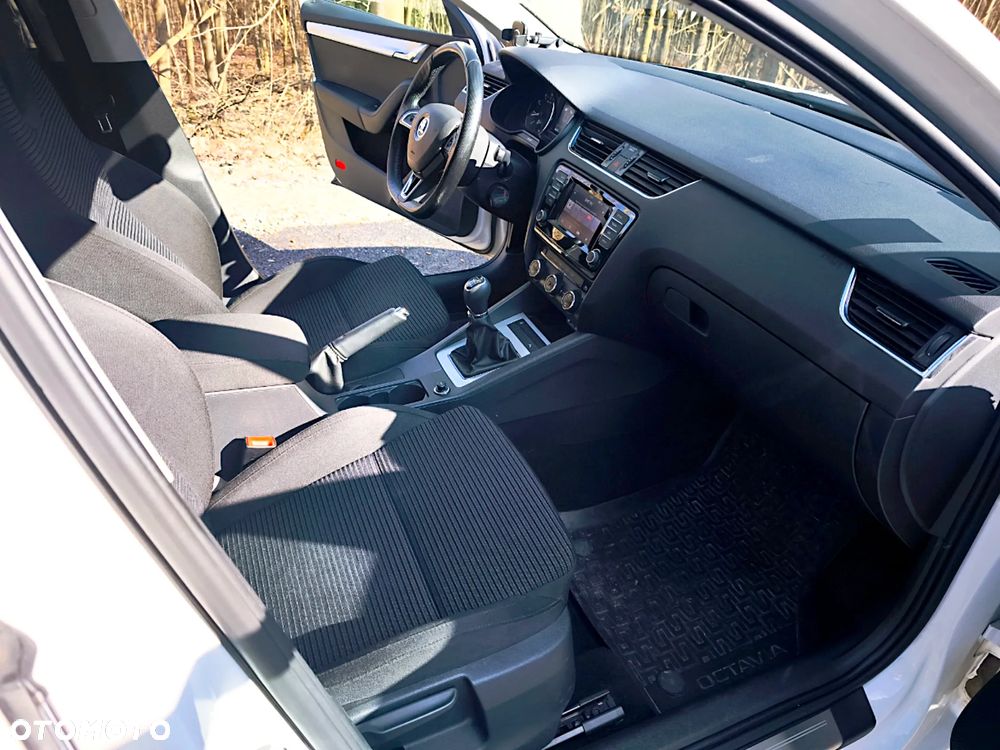 Skoda Octavia 1.4 TSI Ambition - 26