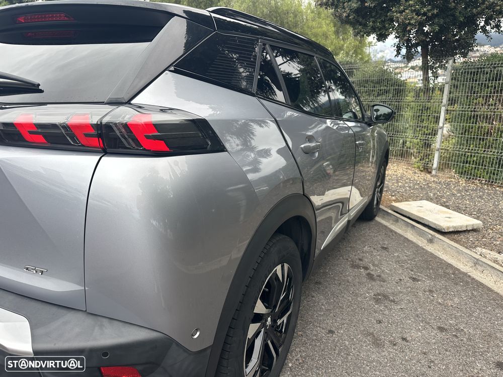 Peugeot 2008 1.2 PureTech GT EAT8 - 13
