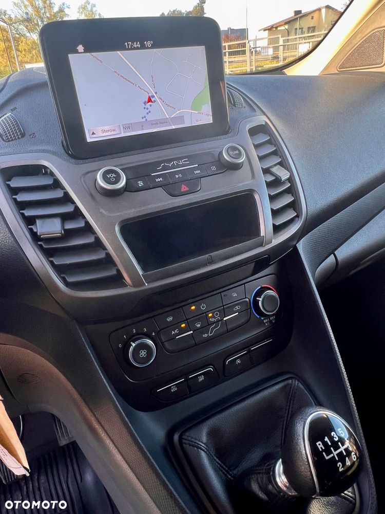 Ford Connect - 11