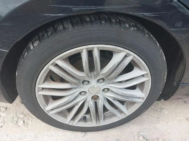 Dezmembrez suzuki Kizashi - 16