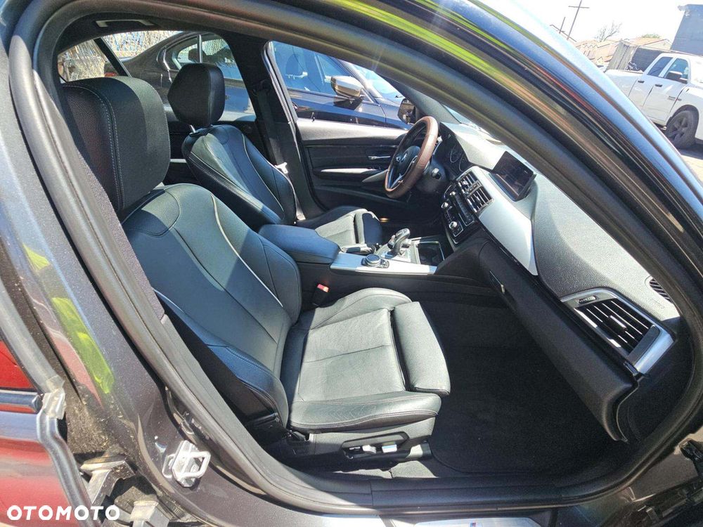 BMW Seria 3 340i M Sport - 7