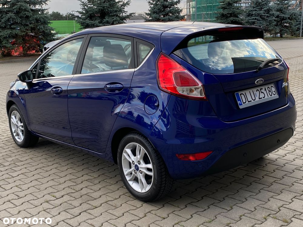 Ford Fiesta 1.25 Titanium EU5 - 4