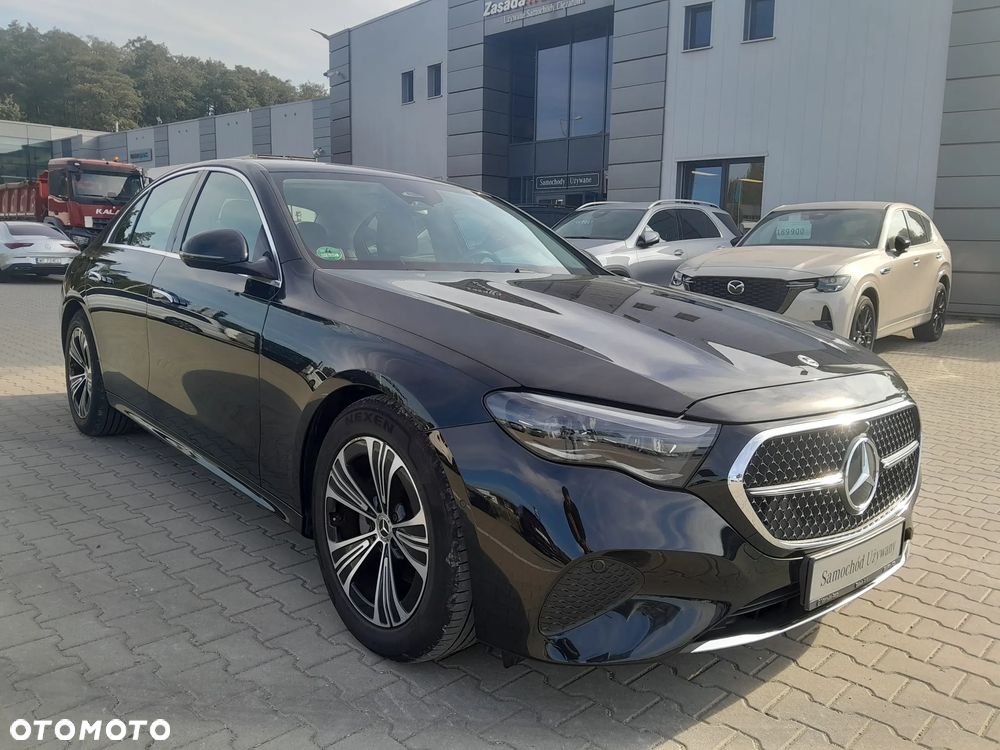 Mercedes-Benz Klasa E 200 mHEV 4-Matic Avantgarde 9G-Tronic - 8