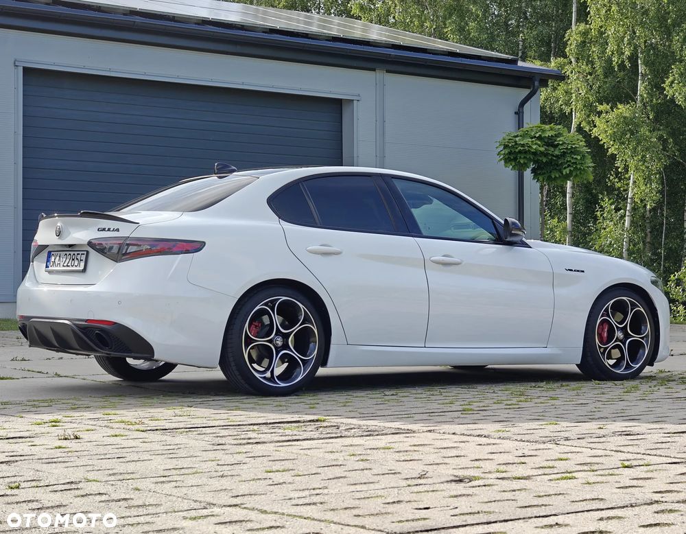 Alfa Romeo Giulia 2.0 Turbo 16V AT8 Veloce Ti - 13