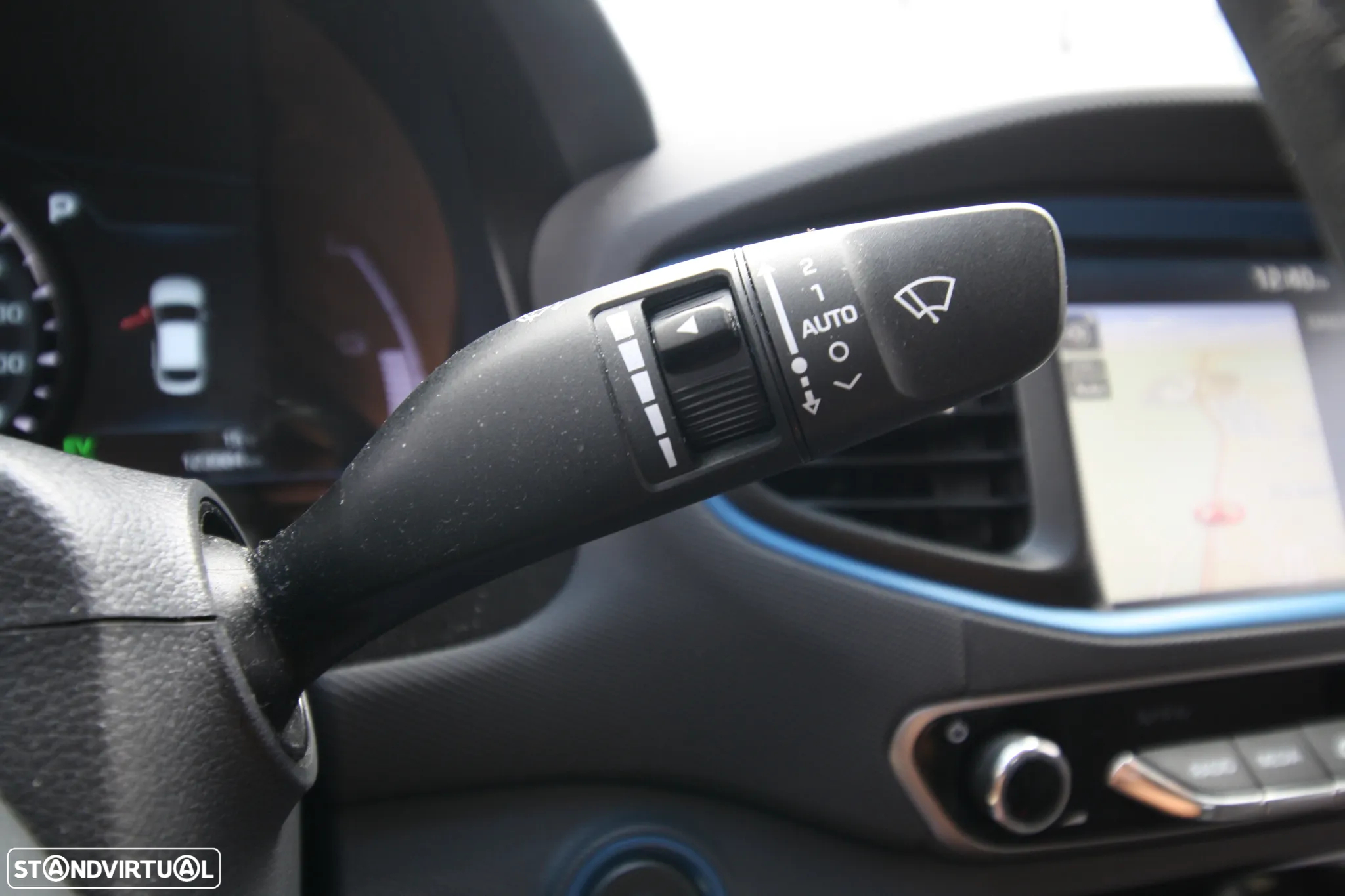 Hyundai Ioniq 1.6 GDI HEV Hybrid Tech - 34