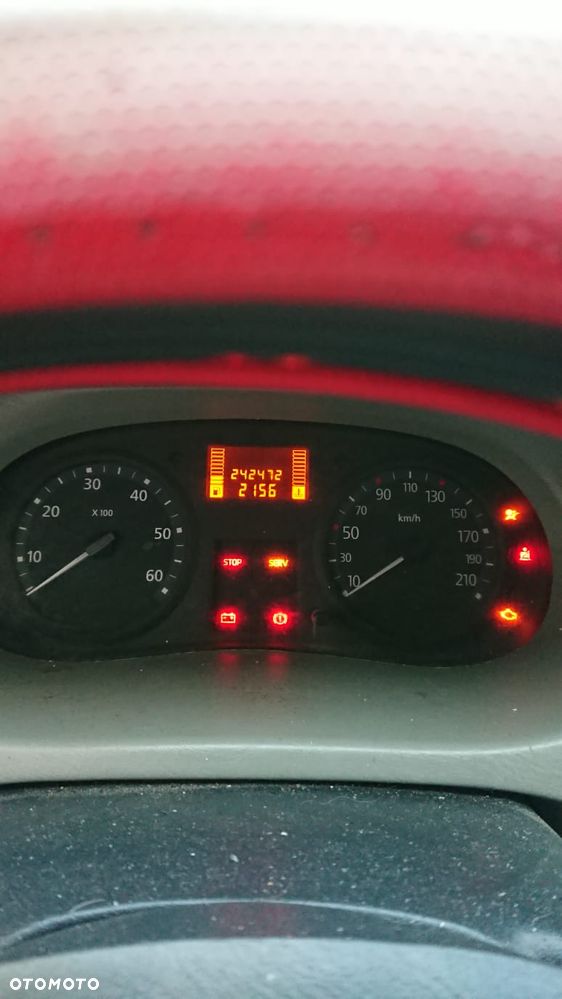 Renault TRAFIC - 8