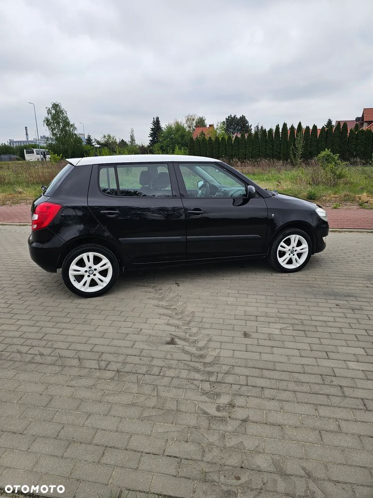 Skoda Fabia 1.2 HTP Cool Colour Edition - 8