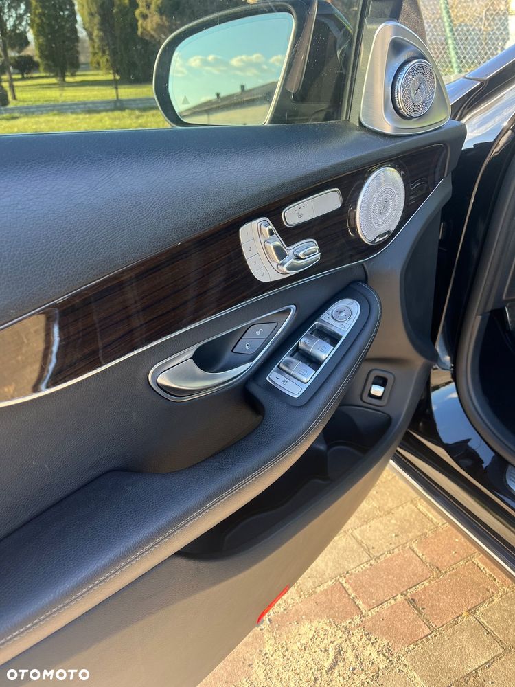 Mercedes-Benz Klasa C 300 7G-TRONIC Exclusive - 11