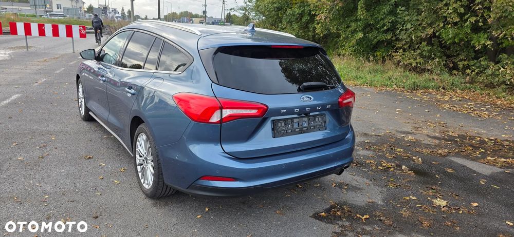 Ford Focus 2.0 TDCi Titanium ASS - 10