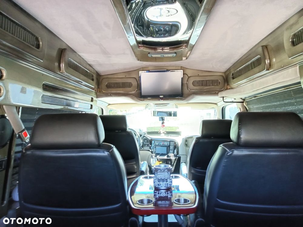 Chevrolet Astro - 6