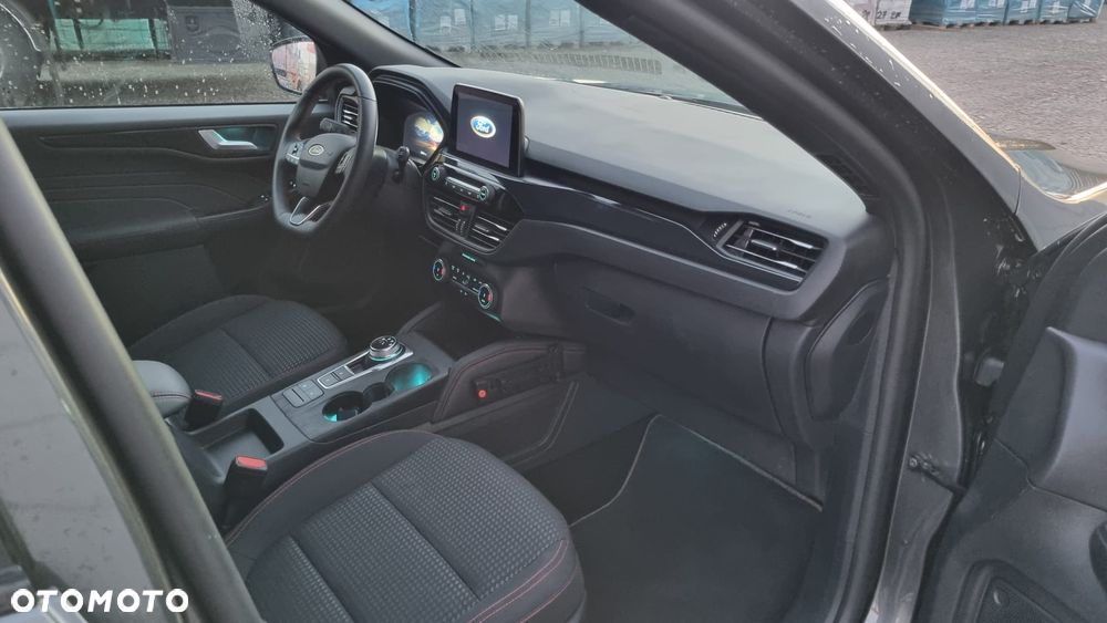 Ford Kuga 2.5 FHEV FWD ST-Line eCVT - 11