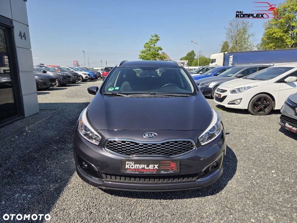 Kia Ceed - 3