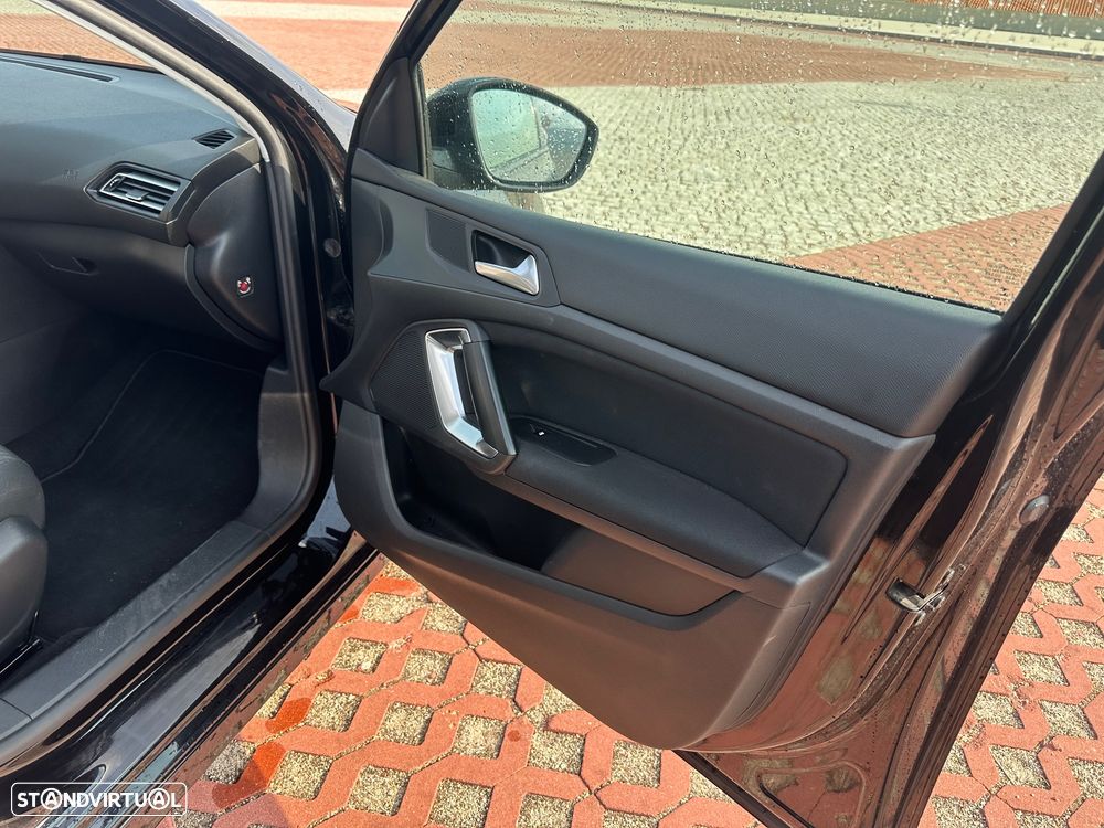 Peugeot 308 SW 1.6 BlueHDi Allure - 15
