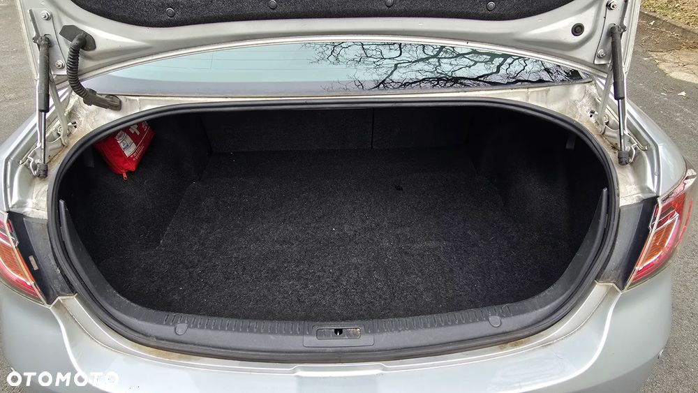 Mazda 6 Sport 2.0 CD DPF Comfort - 11