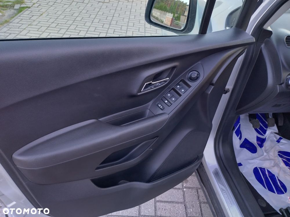 Chevrolet Trax 1.6 LT - 9