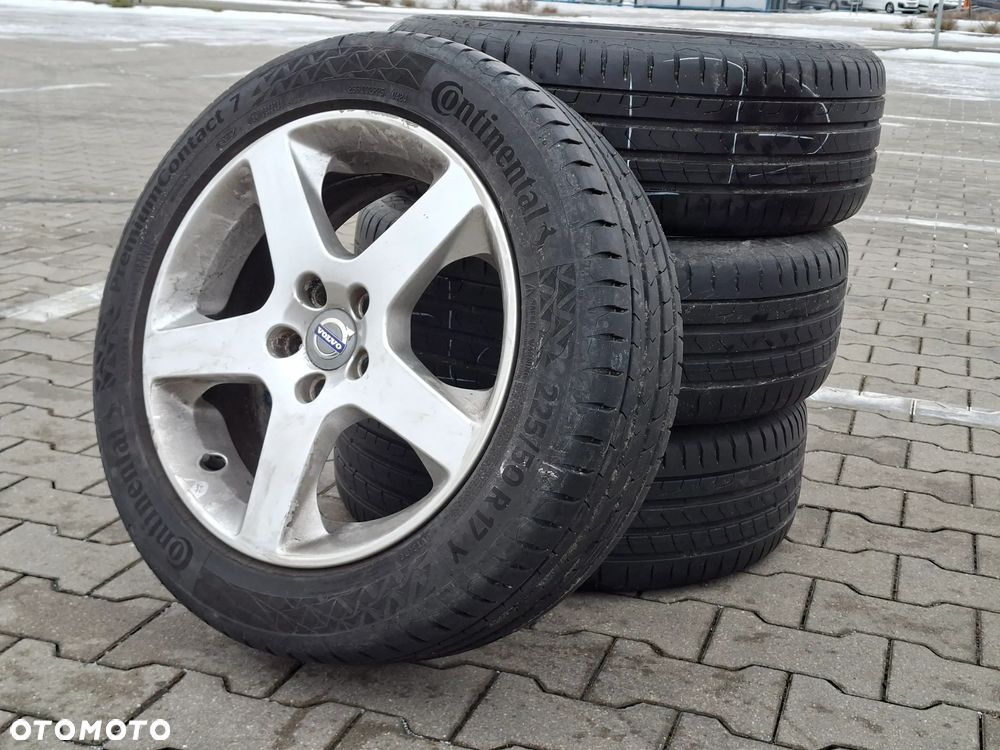 Volvo V70 D5 AWD Summum - 2