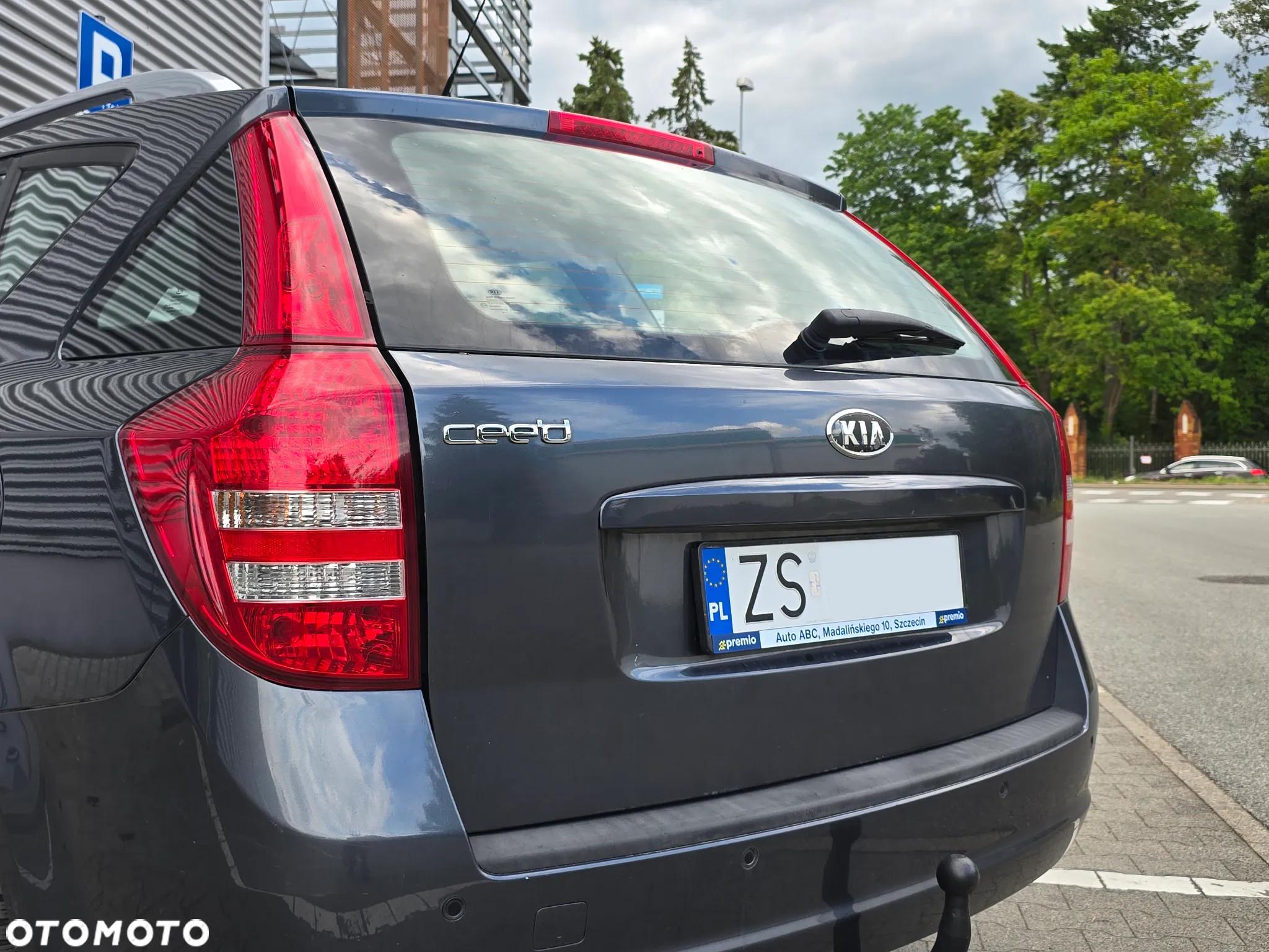 Kia Ceed Cee'd 2.0 Optimum + - 6