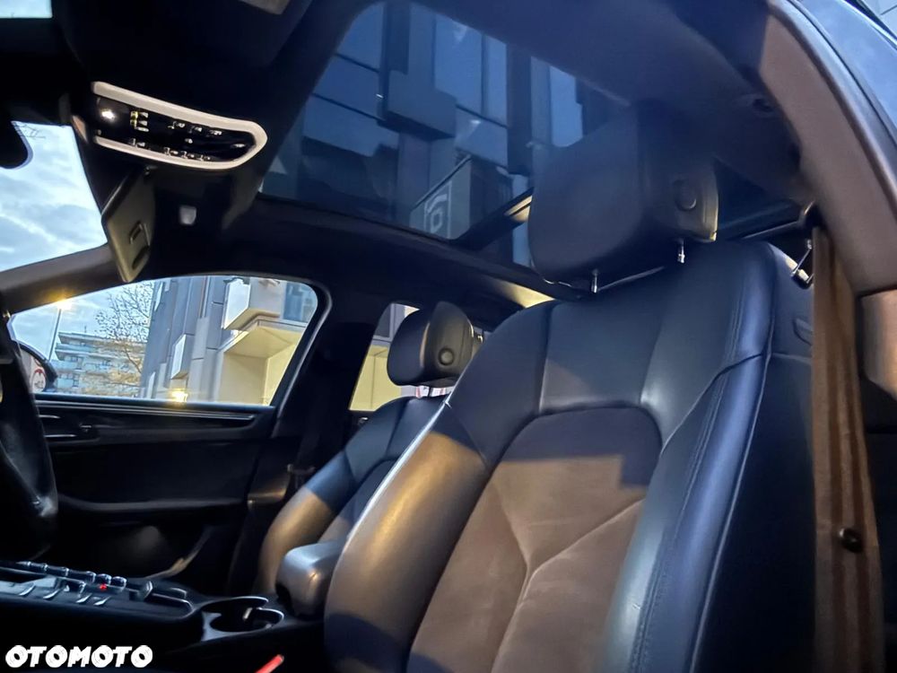 Chrysler Pacifica - 13