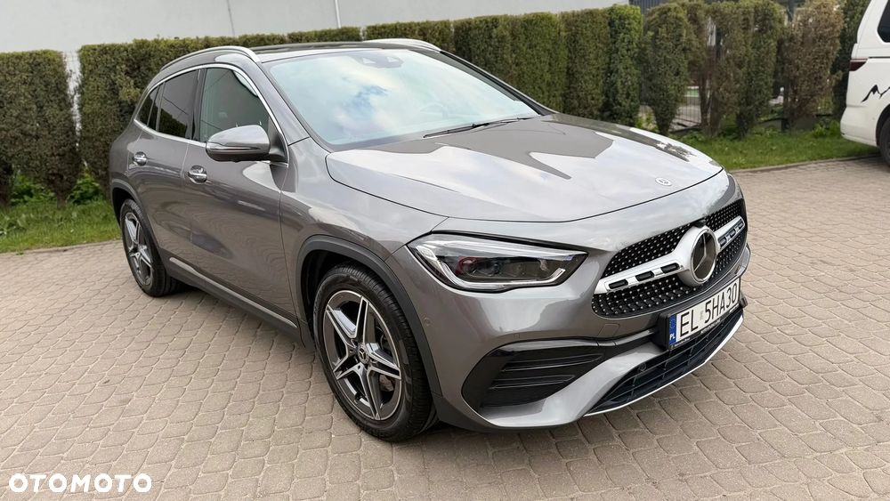Mercedes-Benz GLA 250 AMG Line - 1
