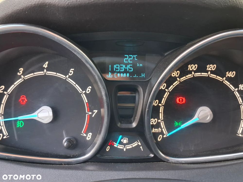 Ford Fiesta 1.25 Silver X Plus EU6 - 26