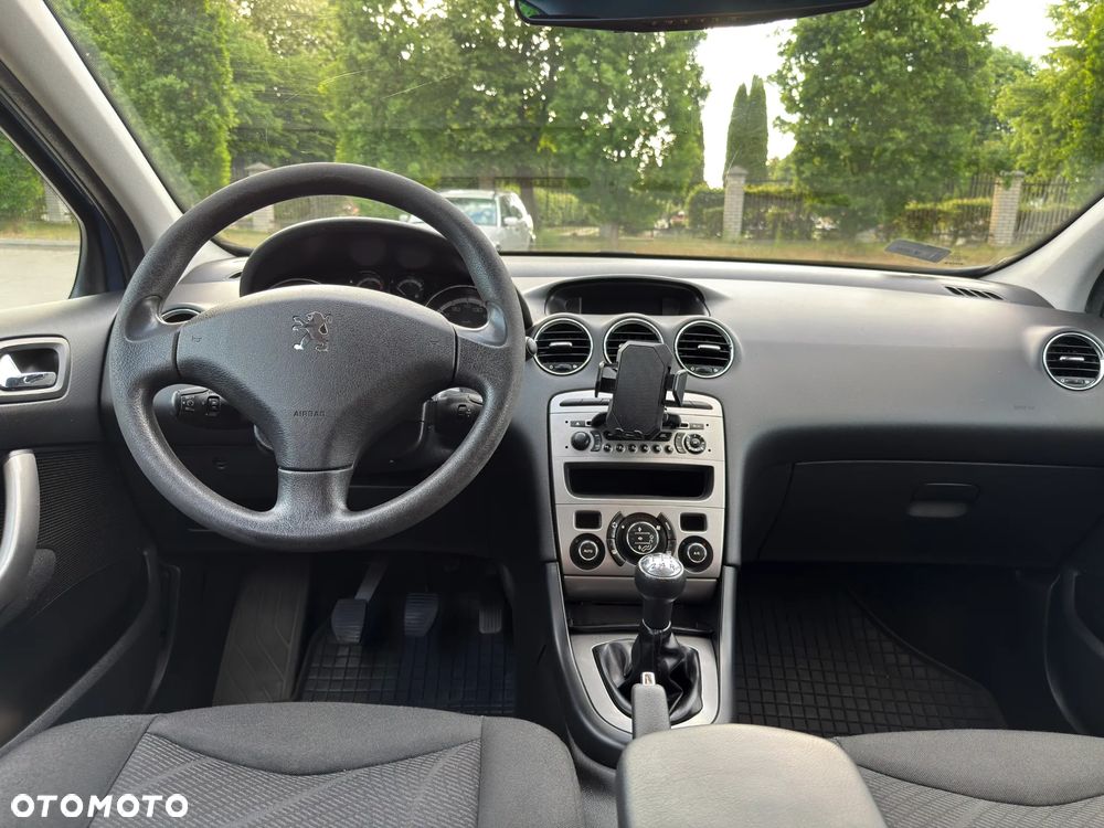 Peugeot 308 - 13