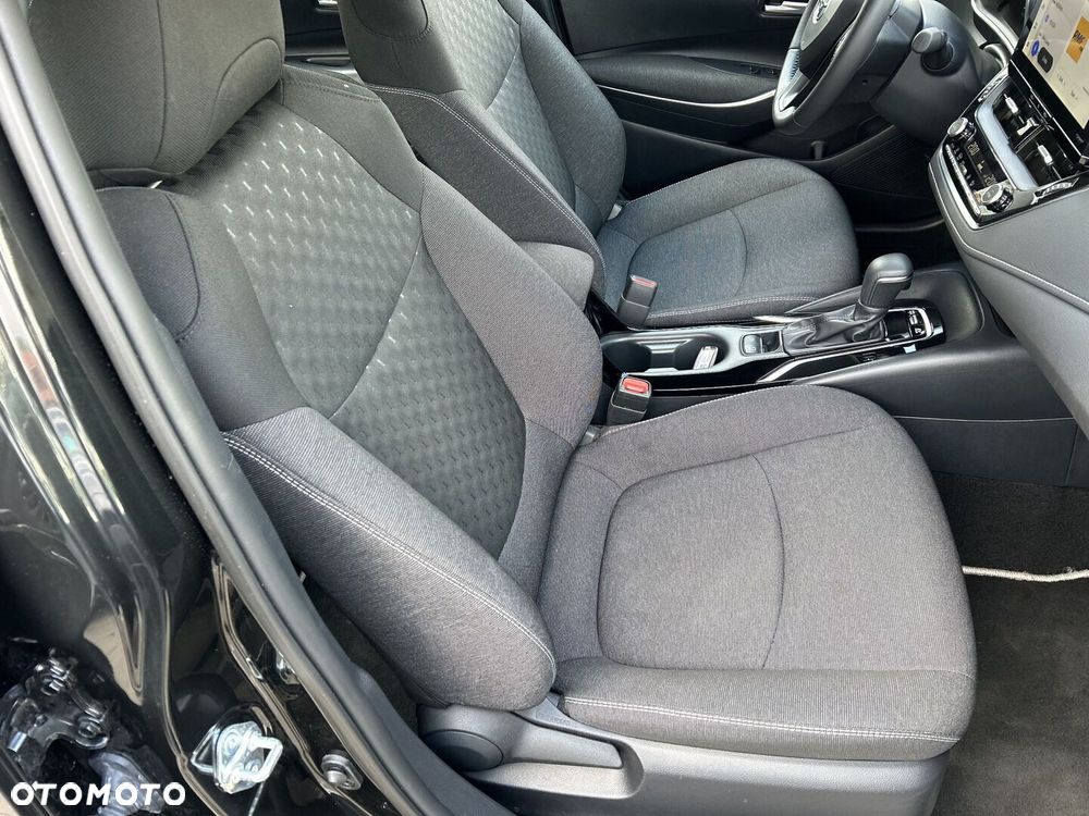 Toyota Corolla 1.8 Hybrid Comfort - 13