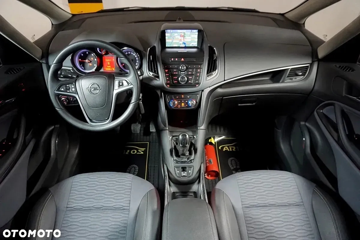 Opel Zafira - 2
